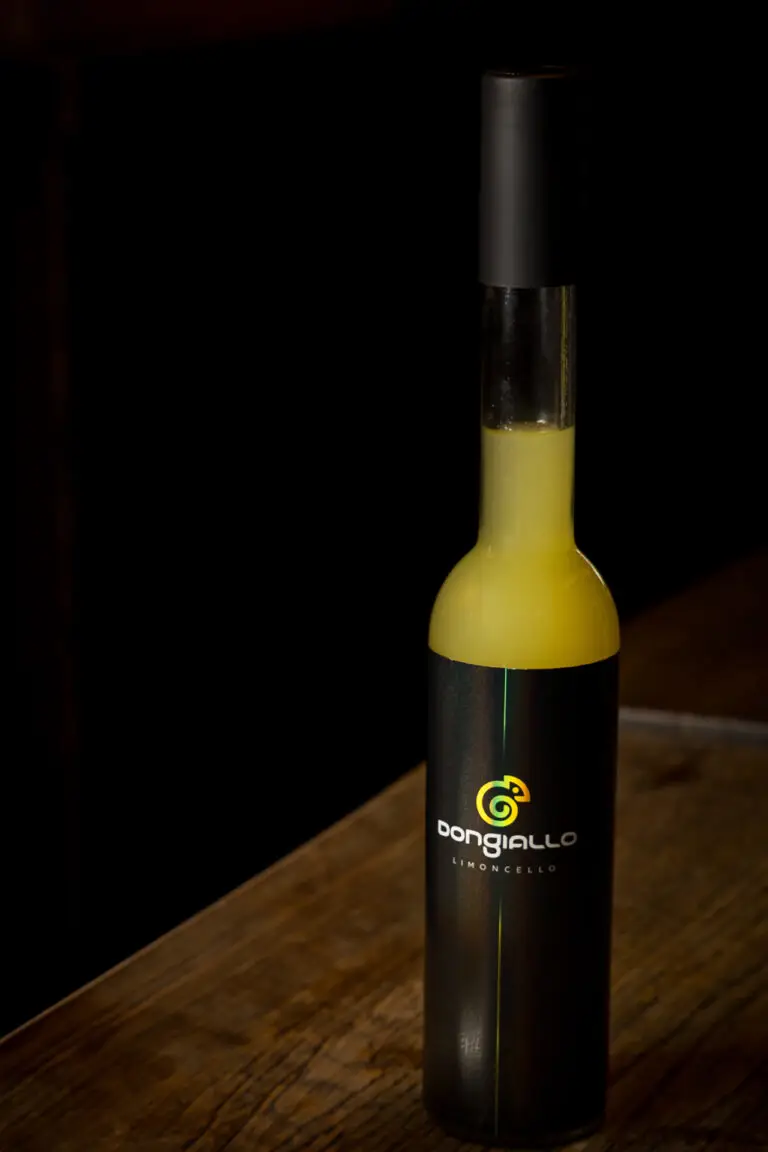 Dongiallo bottle